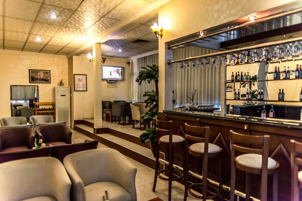 Kristal Otel アダナ エクステリア 写真