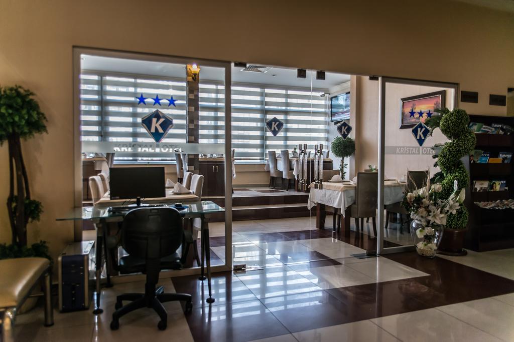 Kristal Otel アダナ エクステリア 写真